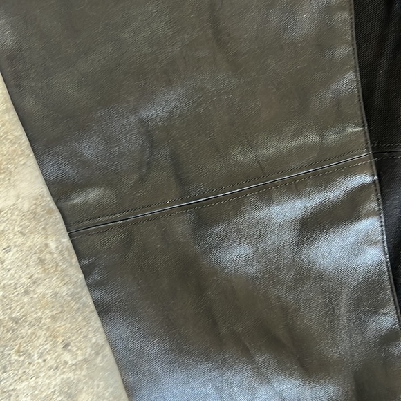 BANANA REPUBLIC faux leather front pant - Picture 3 of 6